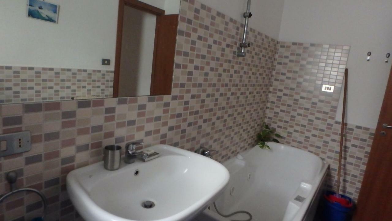Camera Silenziosa Con Bagno Privato In Centro Citta Hotel Palermo Kültér fotó